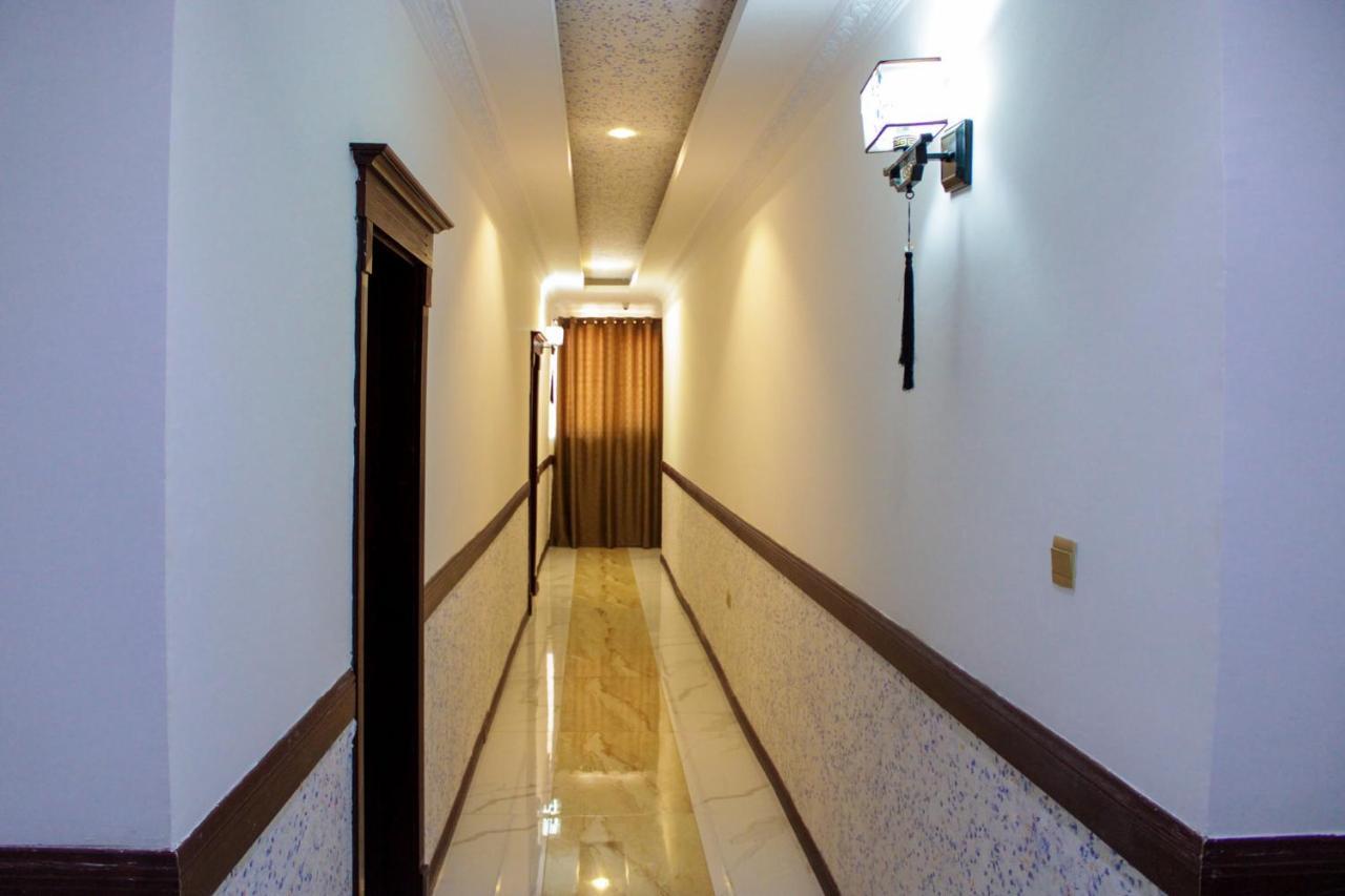 Dellagio Hotel Wa Bagian luar foto