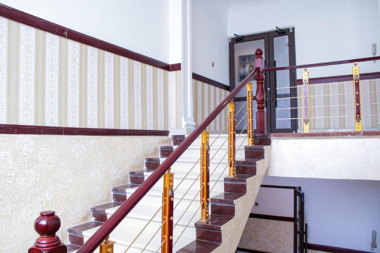Dellagio Hotel Wa Bagian luar foto