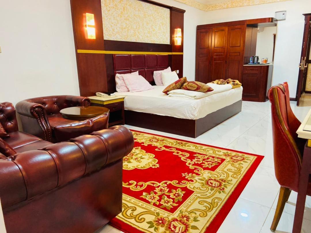 Dellagio Hotel Wa Bagian luar foto